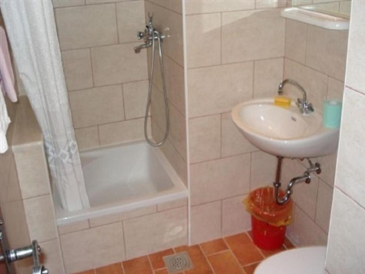Apartments Doria - 20M From Beach Trogir Exterior photo